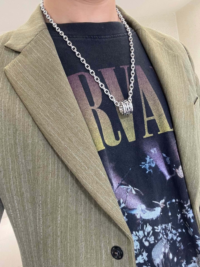 Ba1en*iaga necklaces